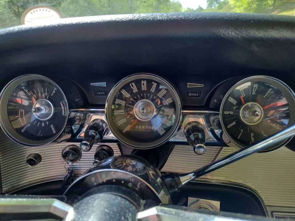 1963 Ford Thunderbird 3rd Gen - Image 25 of 31