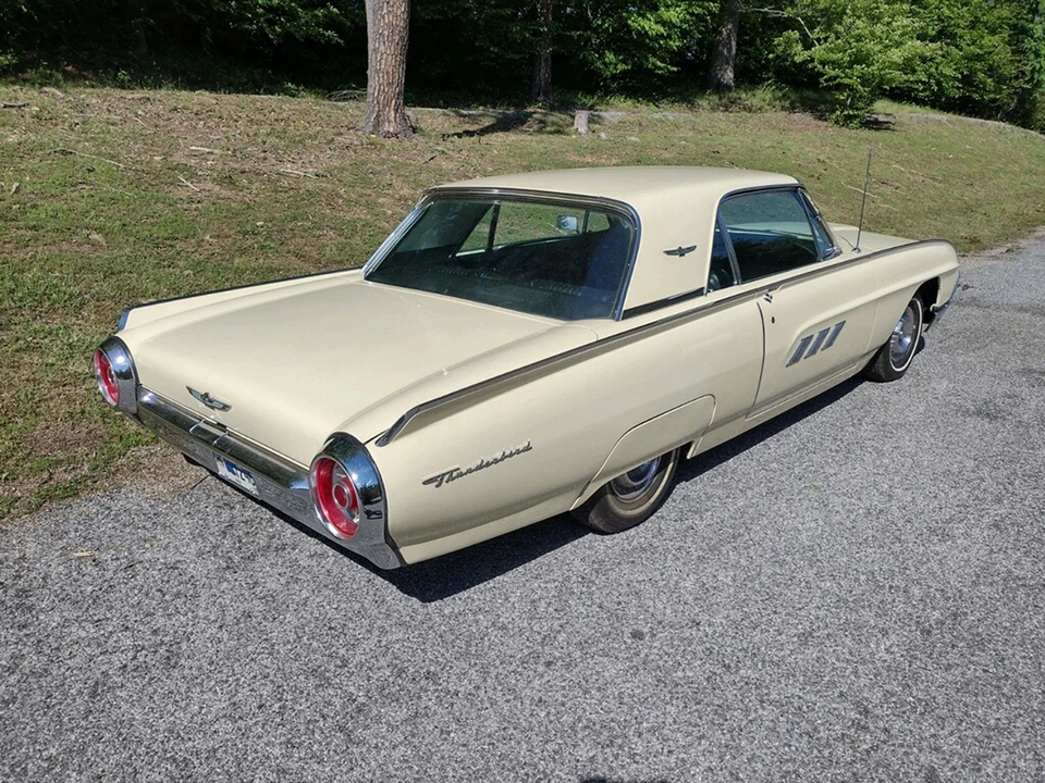 1963 Ford Thunderbird 3rd Gen - Image 6 of 31