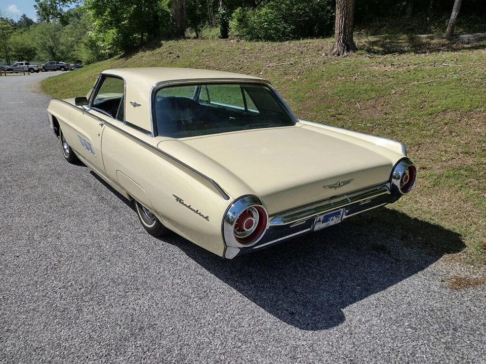 1963 Ford Thunderbird 3rd Gen - Image 8 of 31