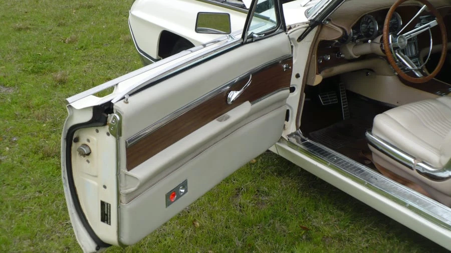 1963 Ford Thunderbird 3rd Gen - Image 12 of 26