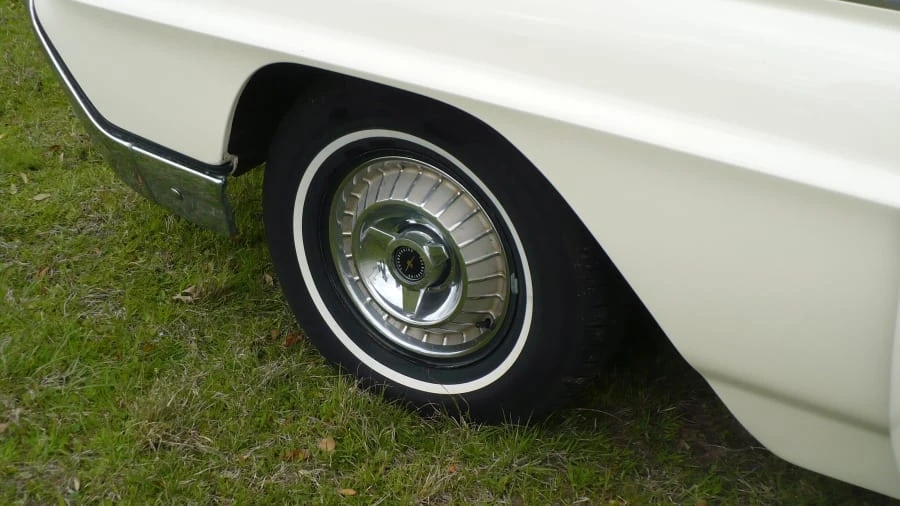 1963 Ford Thunderbird 3rd Gen - Image 16 of 26