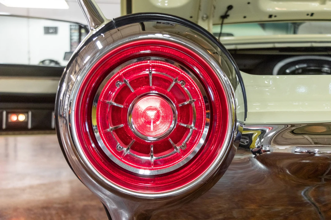 1963 Ford Thunderbird 3rd Gen - Image 23 of 31