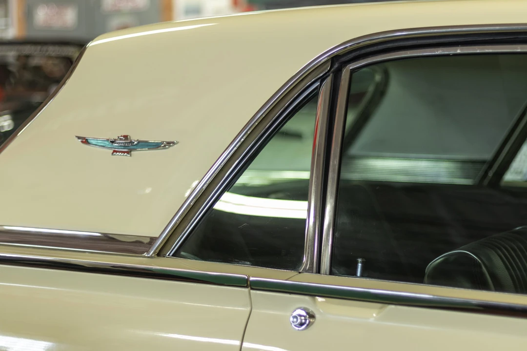 1963 Ford Thunderbird 3rd Gen - Image 27 of 31