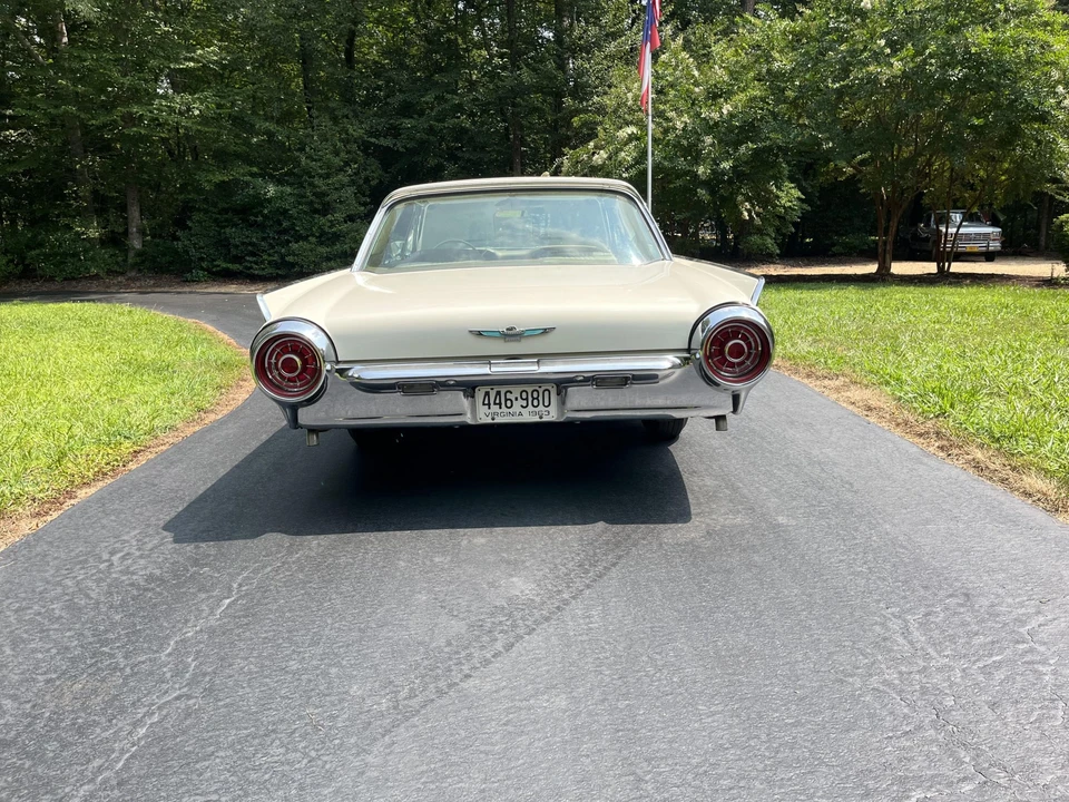 1963 Ford Thunderbird 3rd Gen - Image 9 of 31