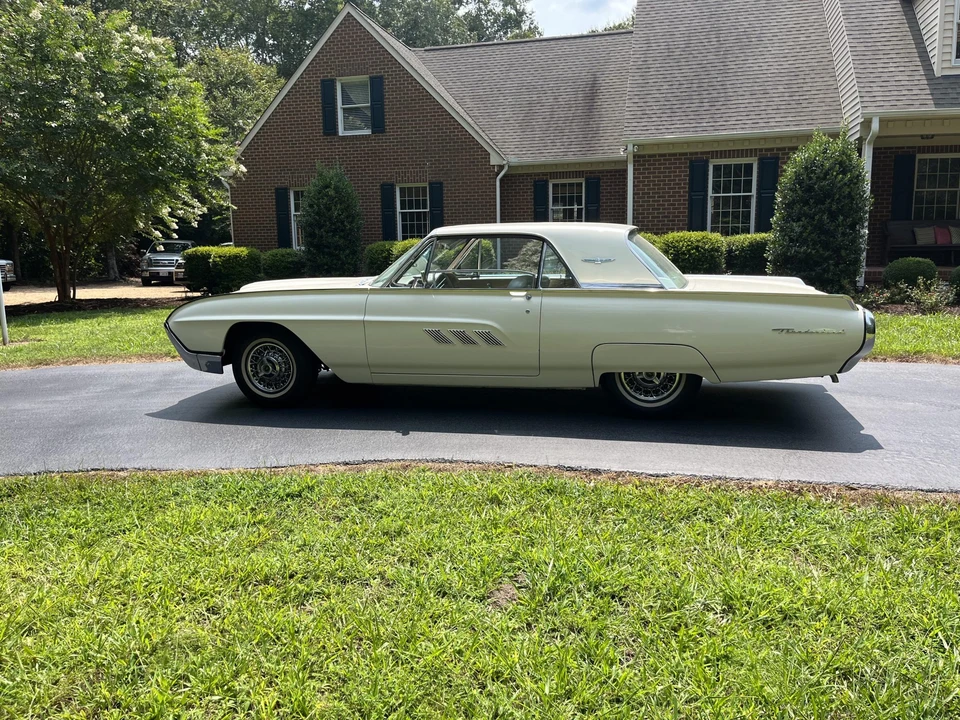1963 Ford Thunderbird 3rd Gen - Image 6 of 31