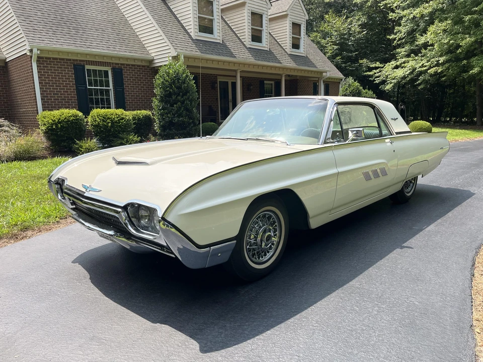 1963 Ford Thunderbird 3rd Gen - Image 3 of 31