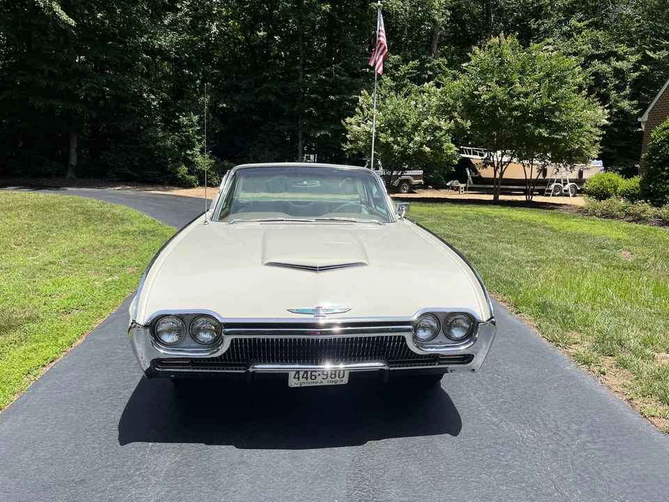 1963 Ford Thunderbird 3rd Gen - Image 16 of 31
