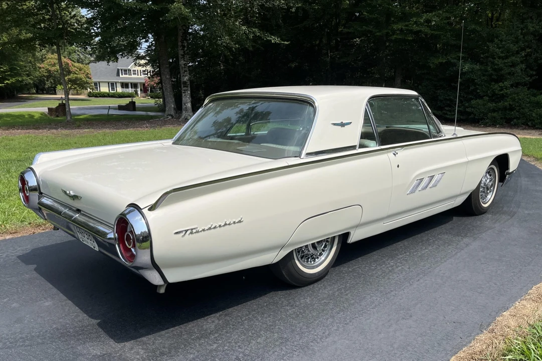 1963 Ford Thunderbird 3rd Gen - Image 10 of 31