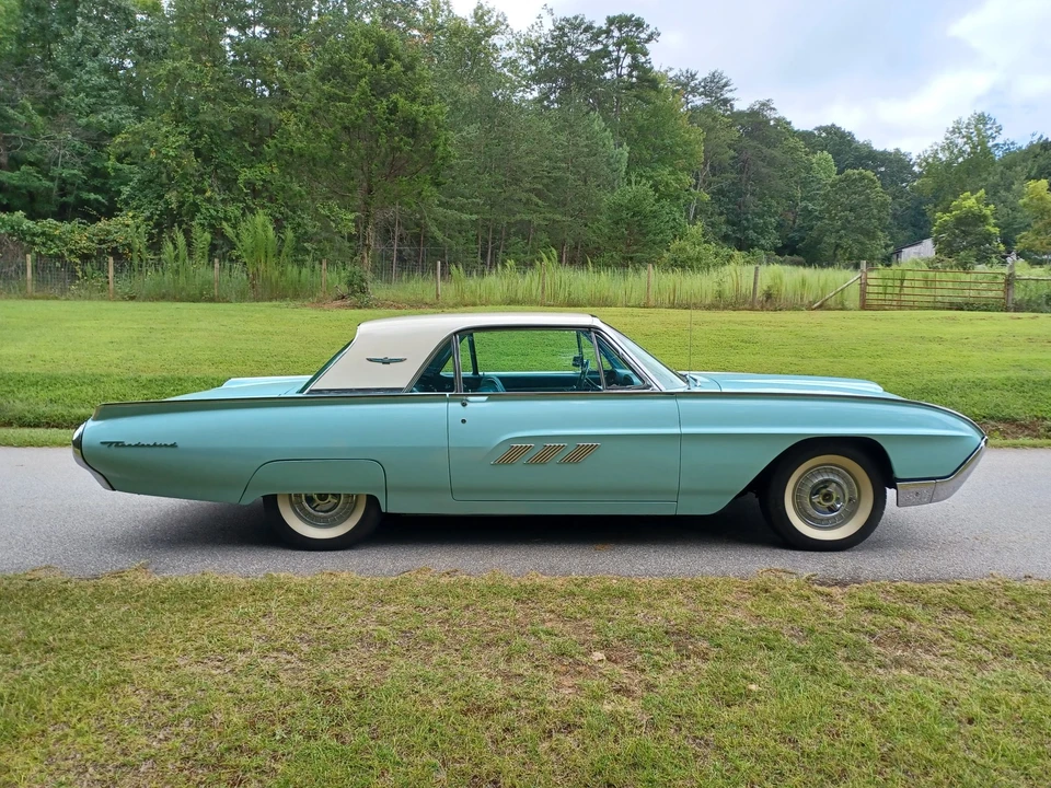 1963 Ford Thunderbird 3rd Gen - Image 19 of 31