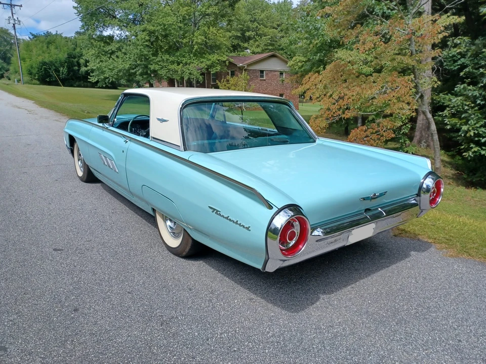 1963 Ford Thunderbird 3rd Gen - Image 10 of 31