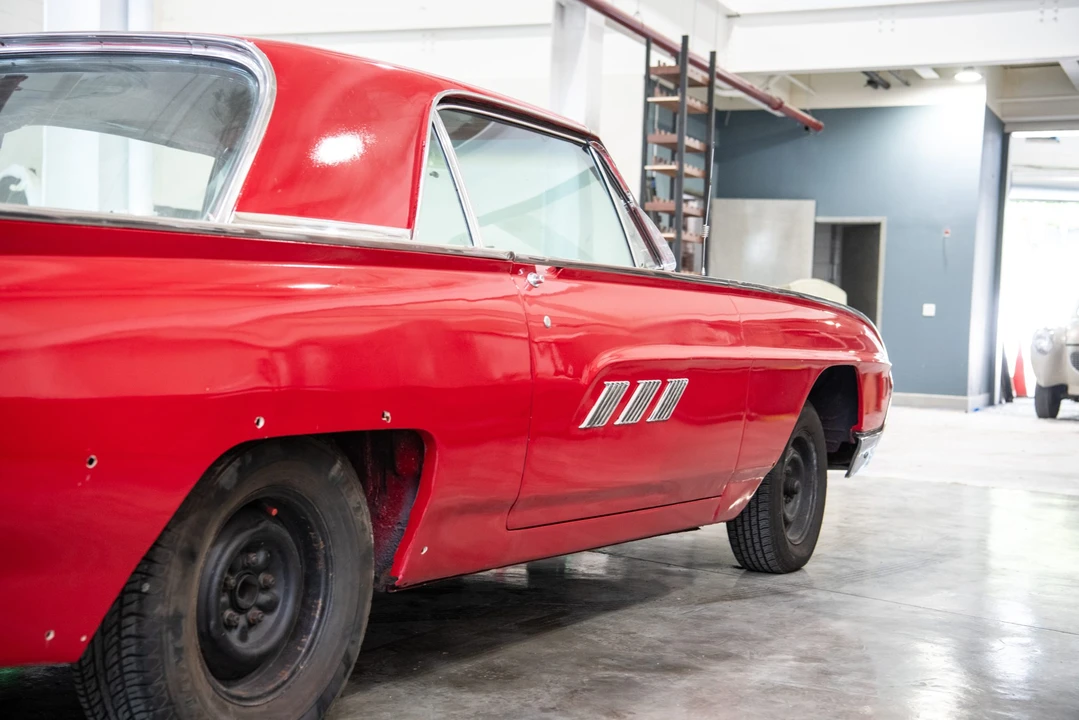 1963 Ford Thunderbird 3rd Gen - Image 28 of 31