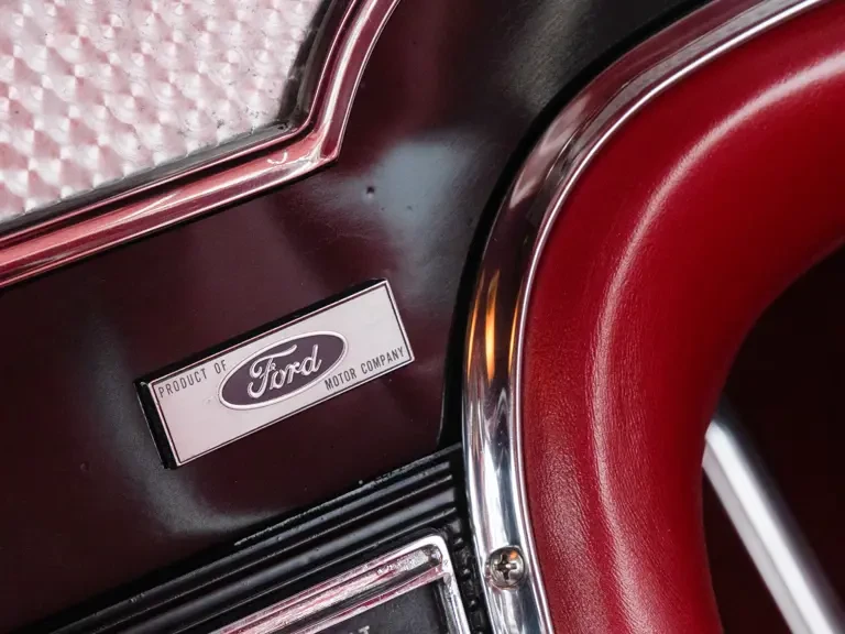 1963 Ford Thunderbird 3rd Gen - Image 21 of 30