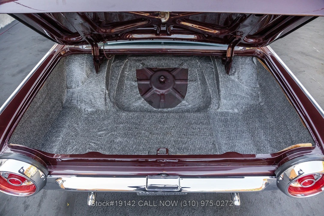 1963 Ford Thunderbird 3rd Gen - Image 27 of 31