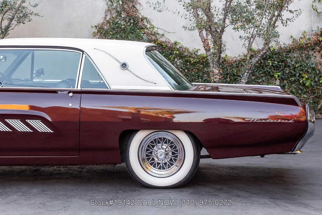 1963 Ford Thunderbird 3rd Gen - Image 14 of 31