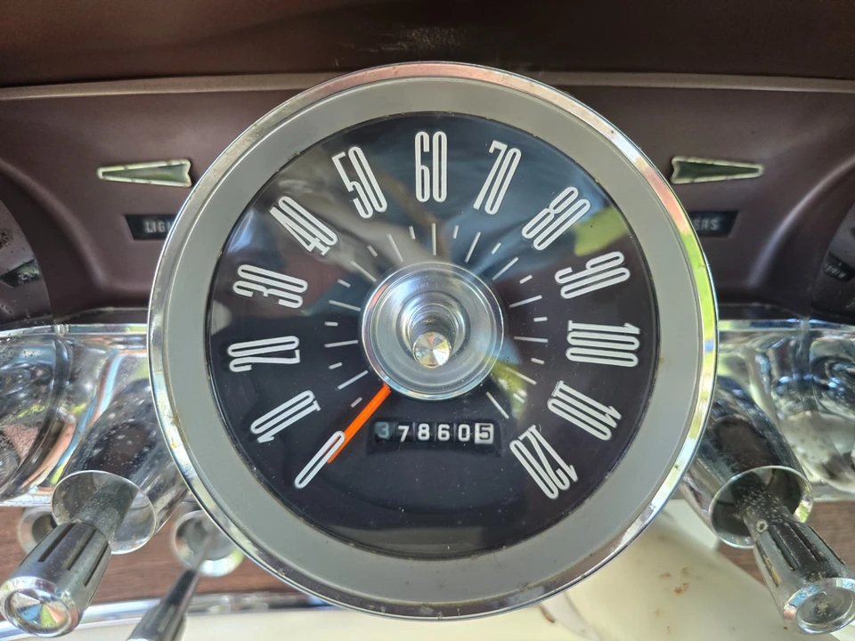 1963 Ford Thunderbird 3rd Gen - Image 7 of 9