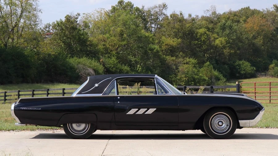 1963 Ford Thunderbird 3rd Gen - Image 2 of 13