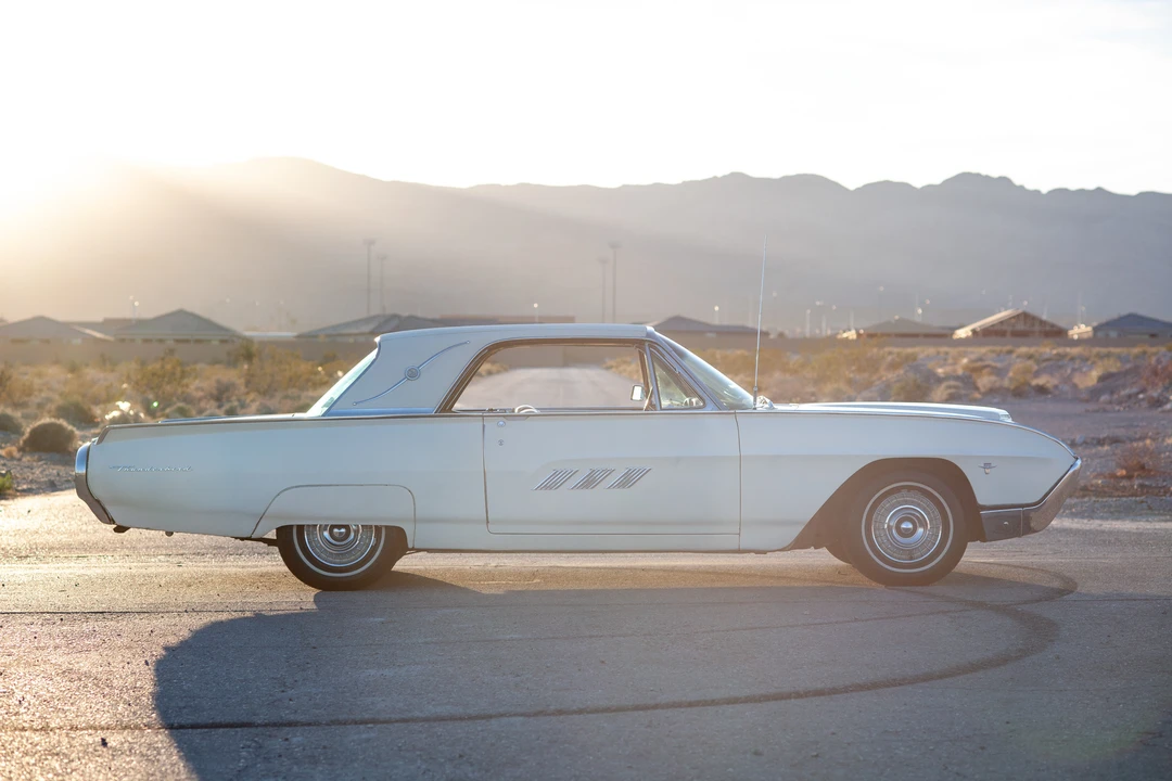 1963 Ford Thunderbird 3rd Gen - Image 11 of 31