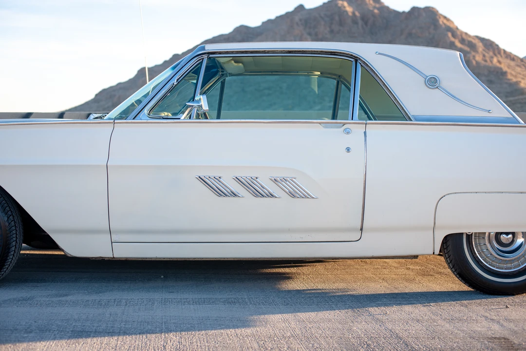 1963 Ford Thunderbird 3rd Gen - Image 17 of 31