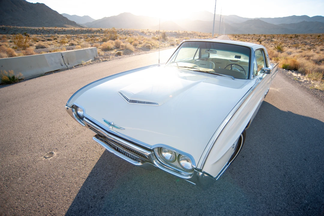 1963 Ford Thunderbird 3rd Gen - Image 5 of 31