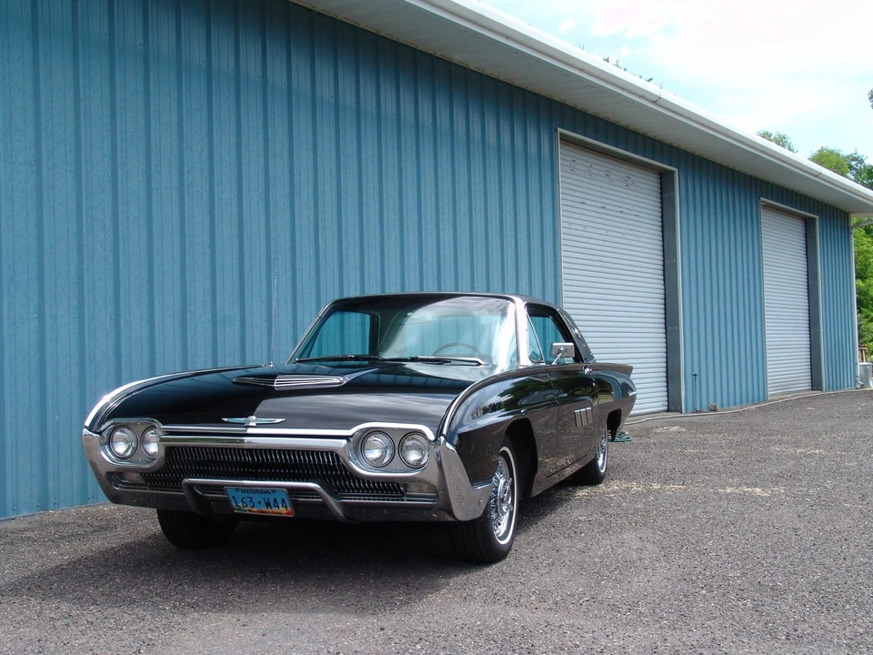 1963 Ford Thunderbird 3rd Gen - Image 4 of 31