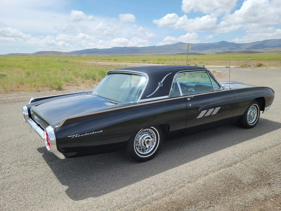 1963 Ford Thunderbird 3rd Gen - Image 16 of 31