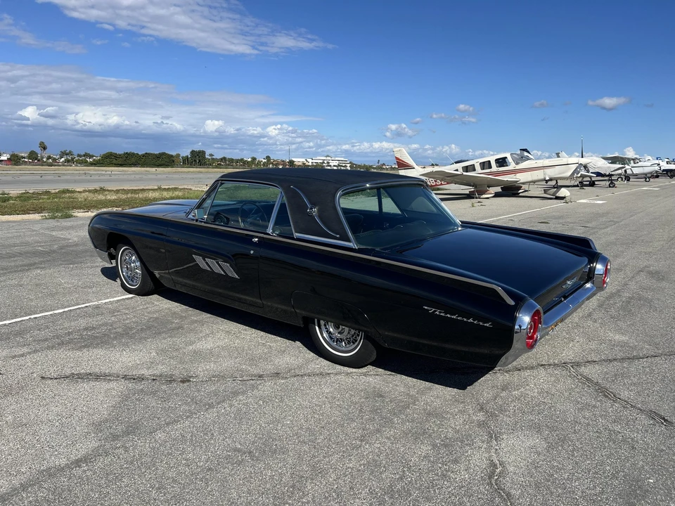 1963 Ford Thunderbird 3rd Gen - Image 9 of 31
