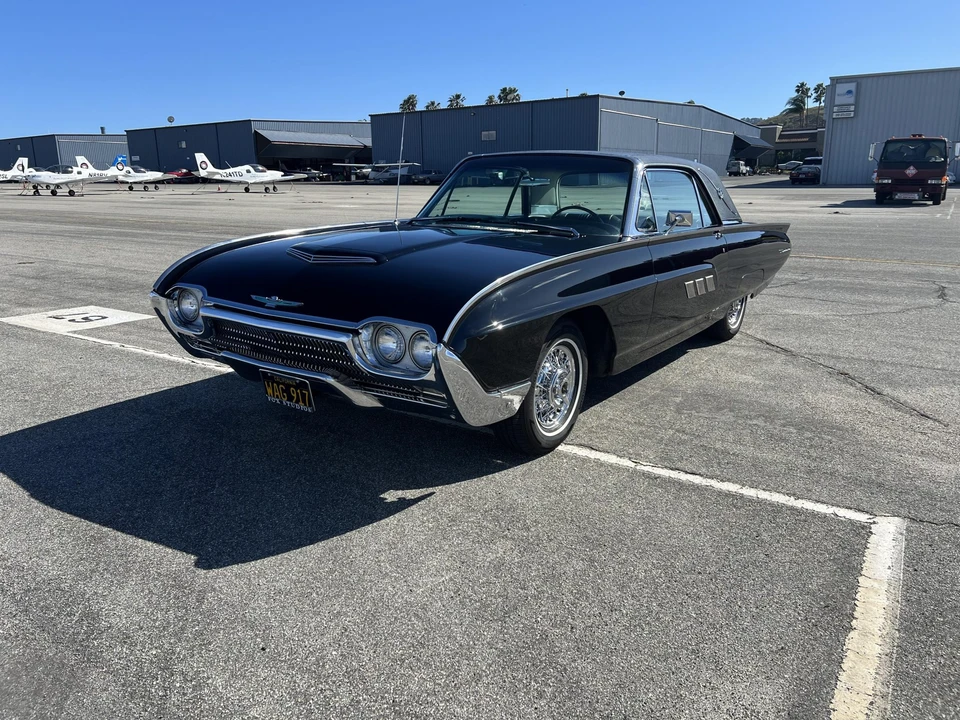 1963 Ford Thunderbird 3rd Gen - Image 5 of 31