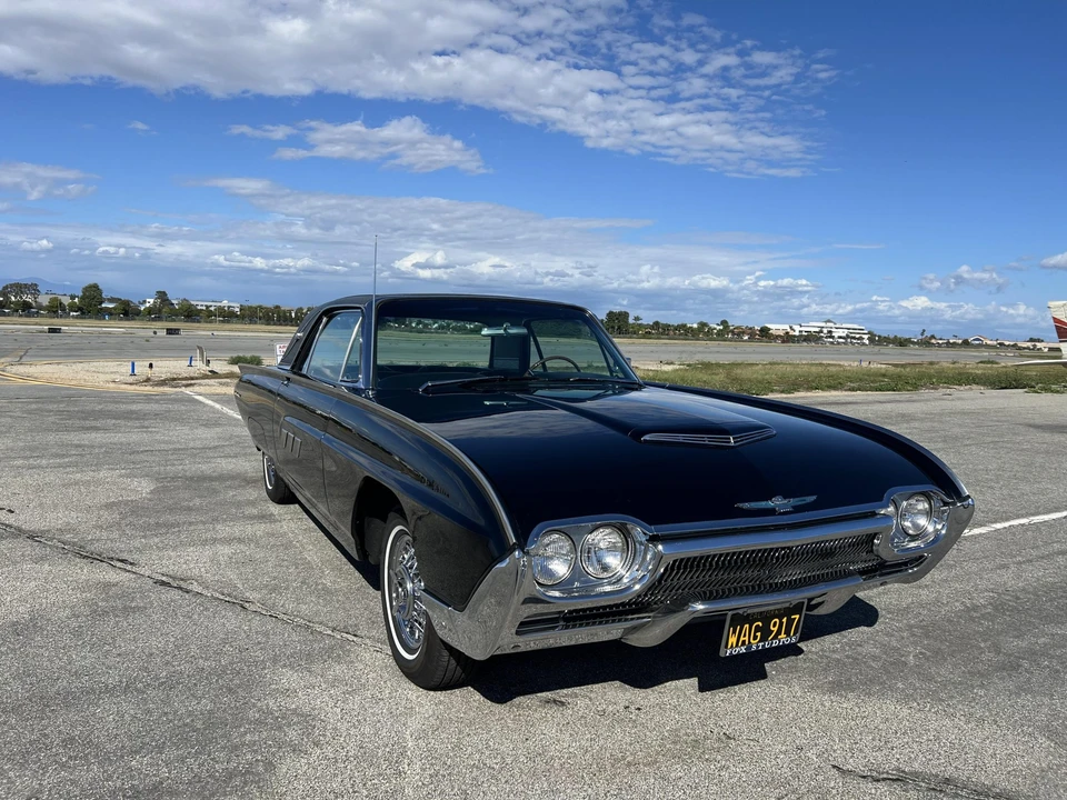 1963 Ford Thunderbird 3rd Gen - Image 2 of 31