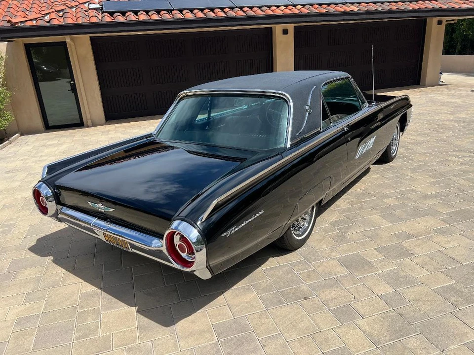 1963 Ford Thunderbird 3rd Gen - Image 26 of 31