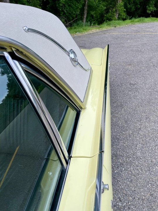 1963 Ford Thunderbird 3rd Gen - Image 9 of 31