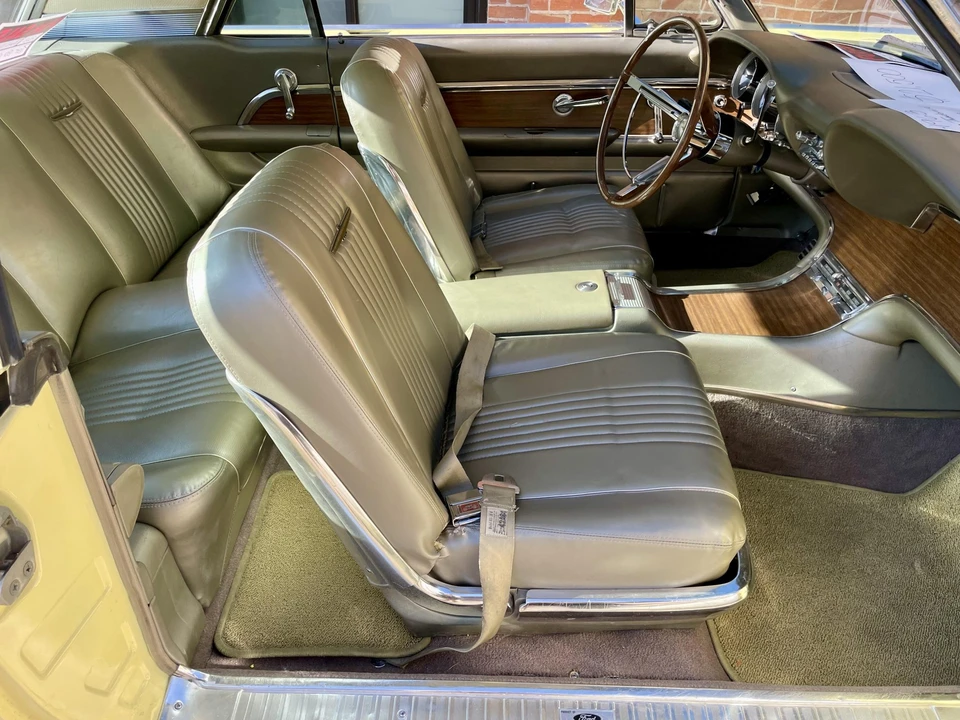 1963 Ford Thunderbird 3rd Gen - Image 26 of 31