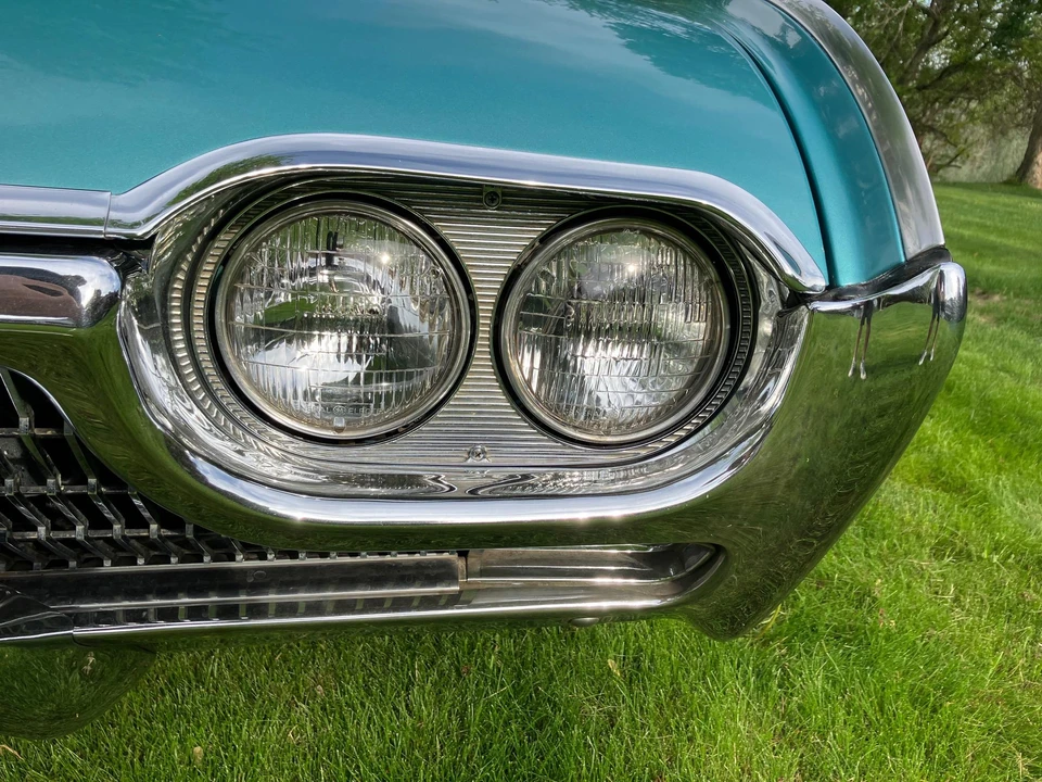 1963 Ford Thunderbird 3rd Gen - Image 13 of 31