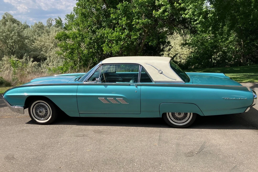 1963 Ford Thunderbird 3rd Gen - Image 5 of 31