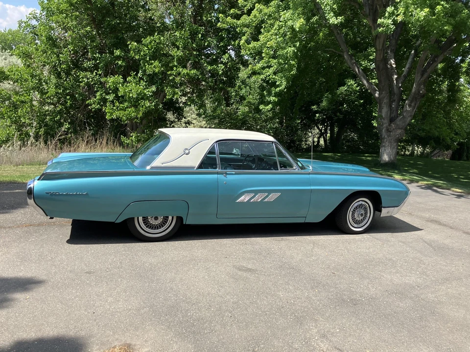 1963 Ford Thunderbird 3rd Gen - Image 10 of 31