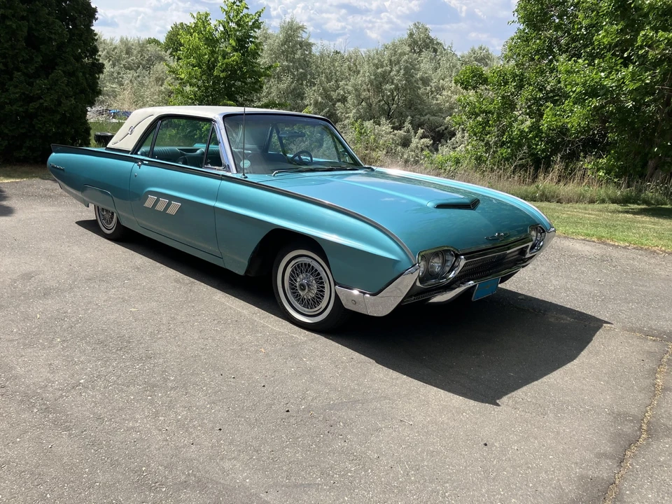 1963 Ford Thunderbird 3rd Gen - Image 2 of 31