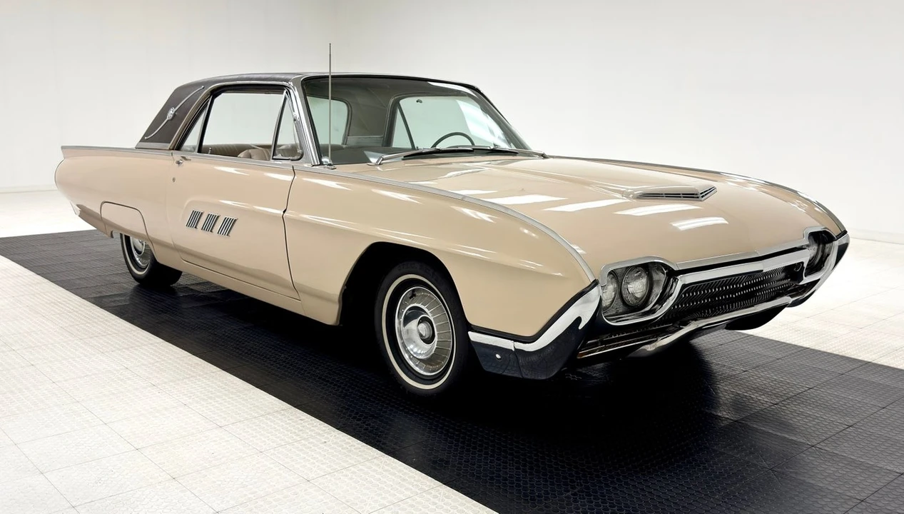 1963 Ford Thunderbird 3rd Gen - Image 7 of 12