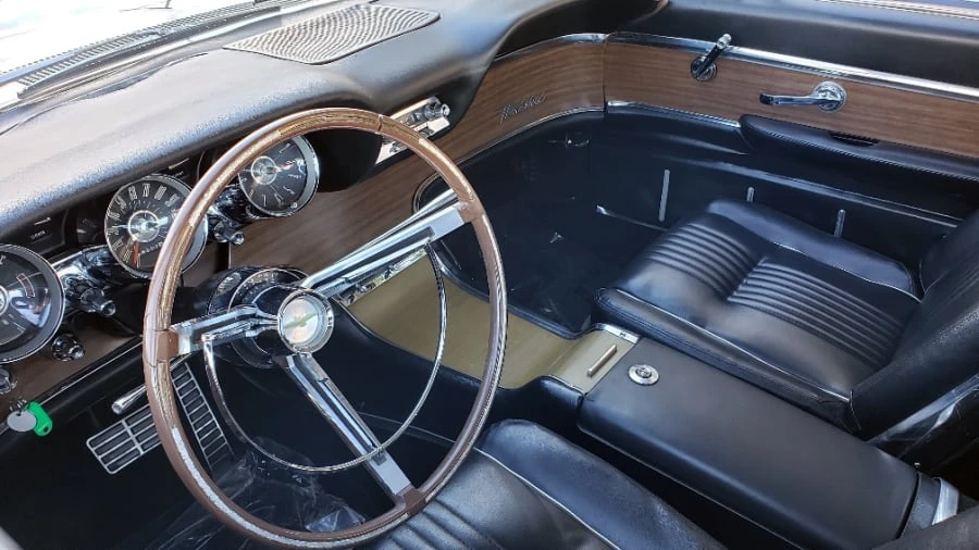 1963 Ford Thunderbird 3rd Gen - Image 4 of 10