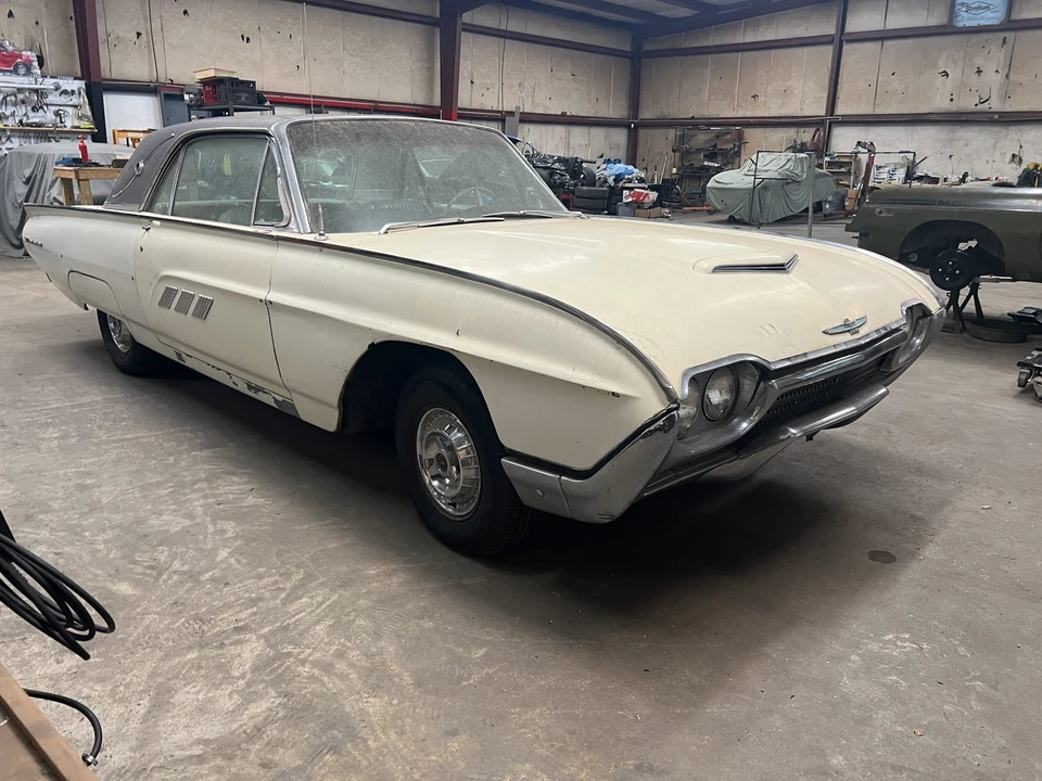 1963 Ford Thunderbird 3rd Gen - Image 10 of 31
