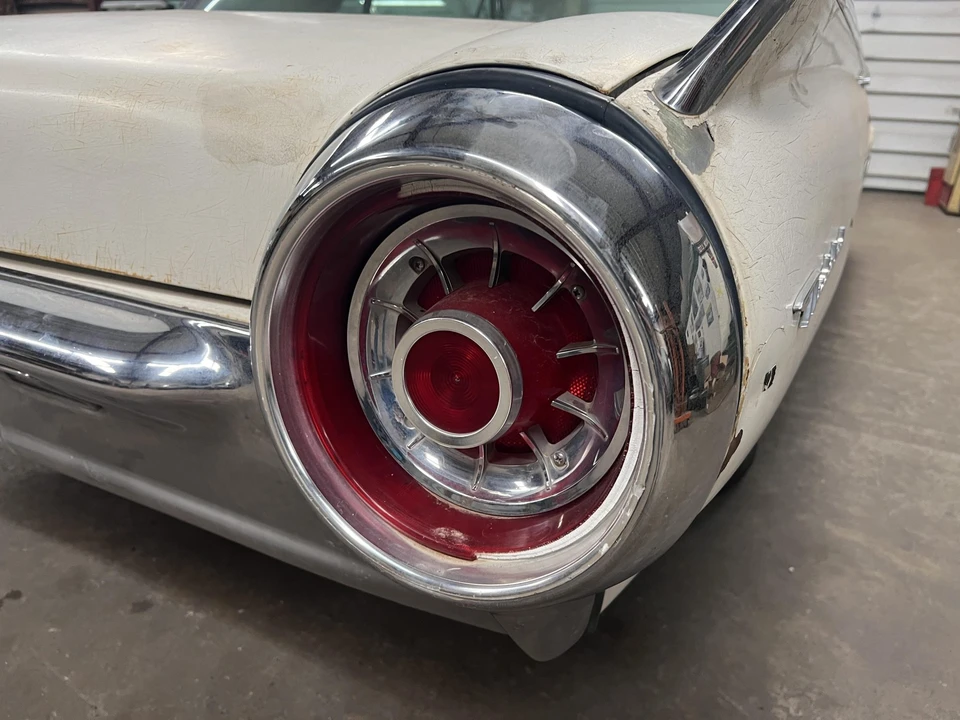 1963 Ford Thunderbird 3rd Gen - Image 18 of 31