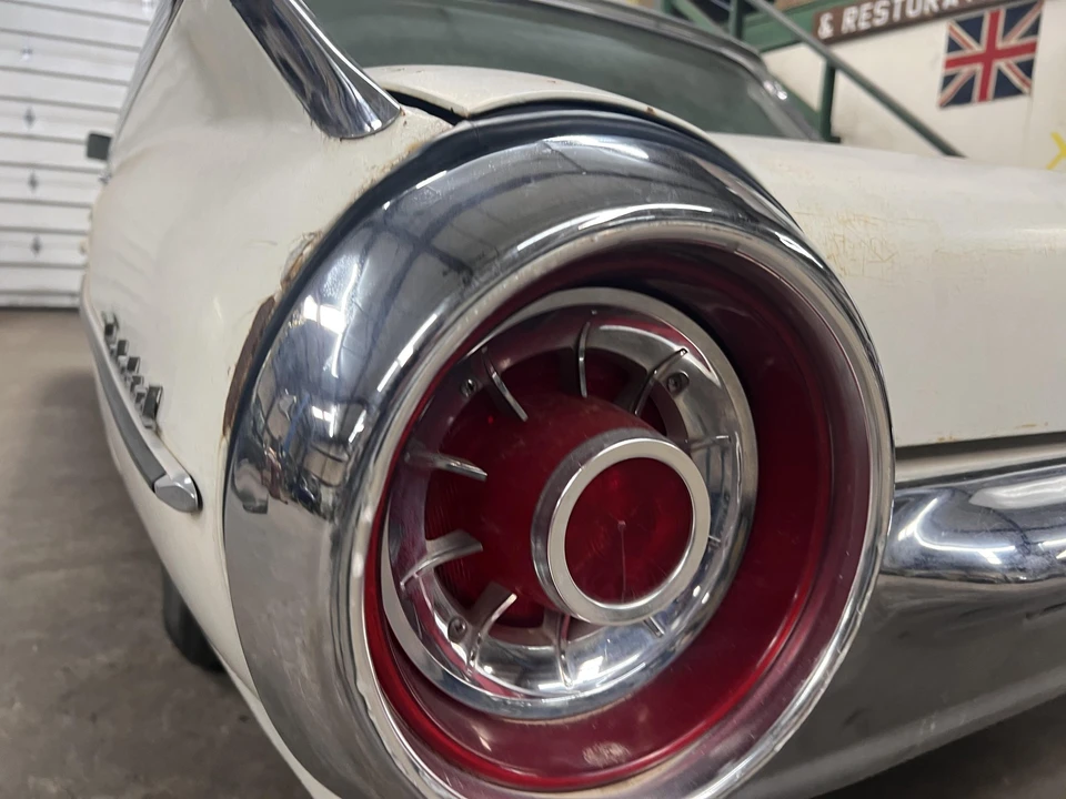 1963 Ford Thunderbird 3rd Gen - Image 17 of 31