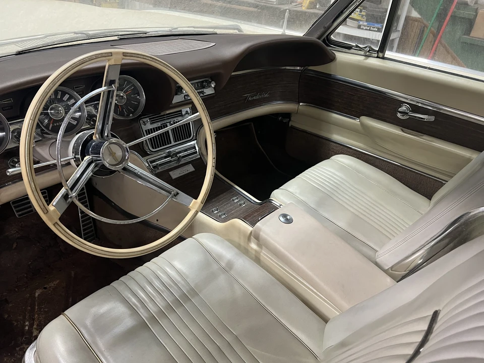 1963 Ford Thunderbird 3rd Gen - Image 27 of 31