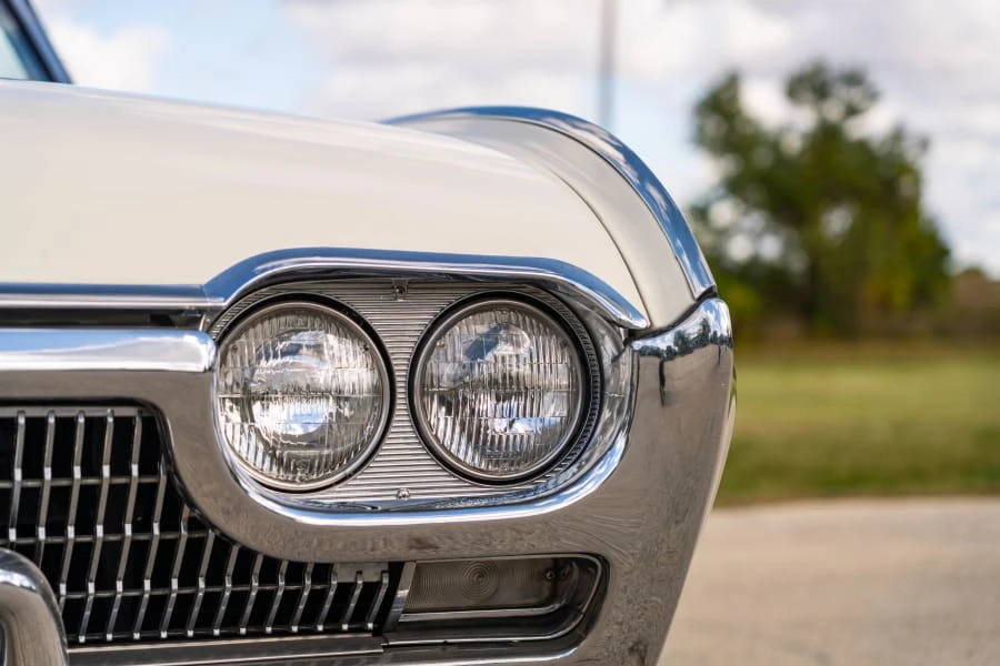 1963 Ford Thunderbird 3rd Gen - Image 10 of 27