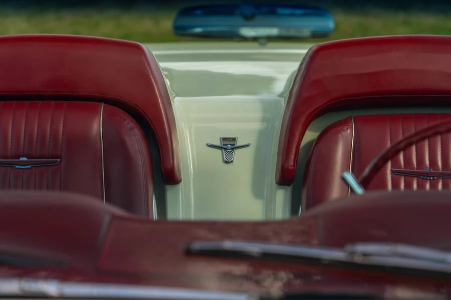 1963 Ford Thunderbird 3rd Gen - Image 19 of 27