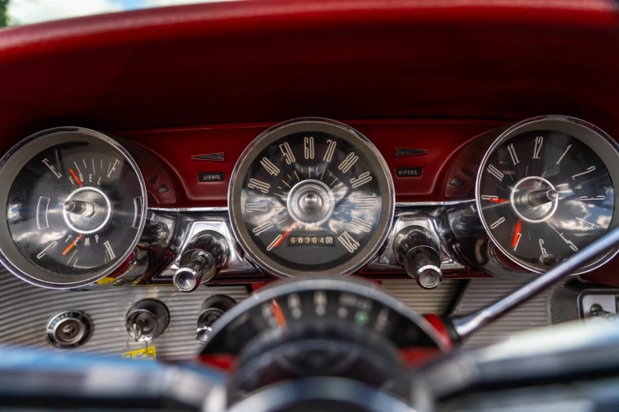 1963 Ford Thunderbird 3rd Gen - Image 18 of 27