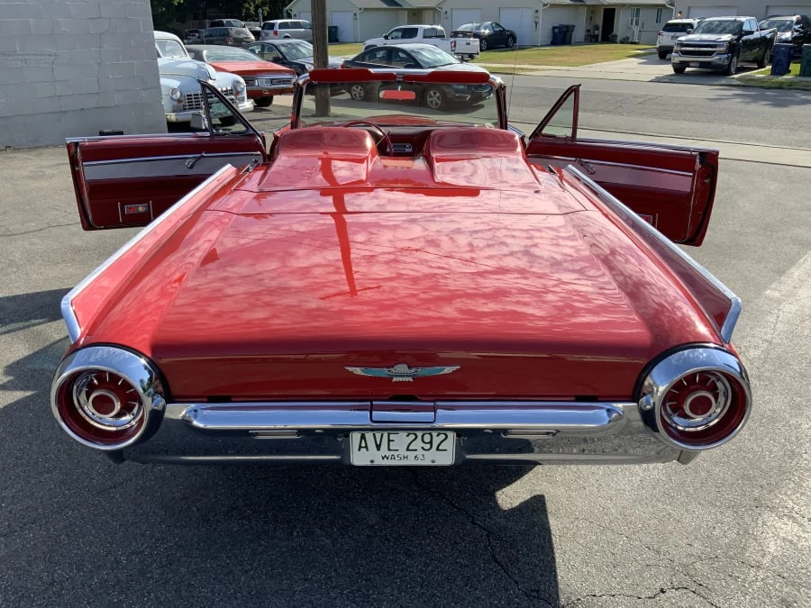 1963 Ford Thunderbird 3rd Gen - Image 24 of 31