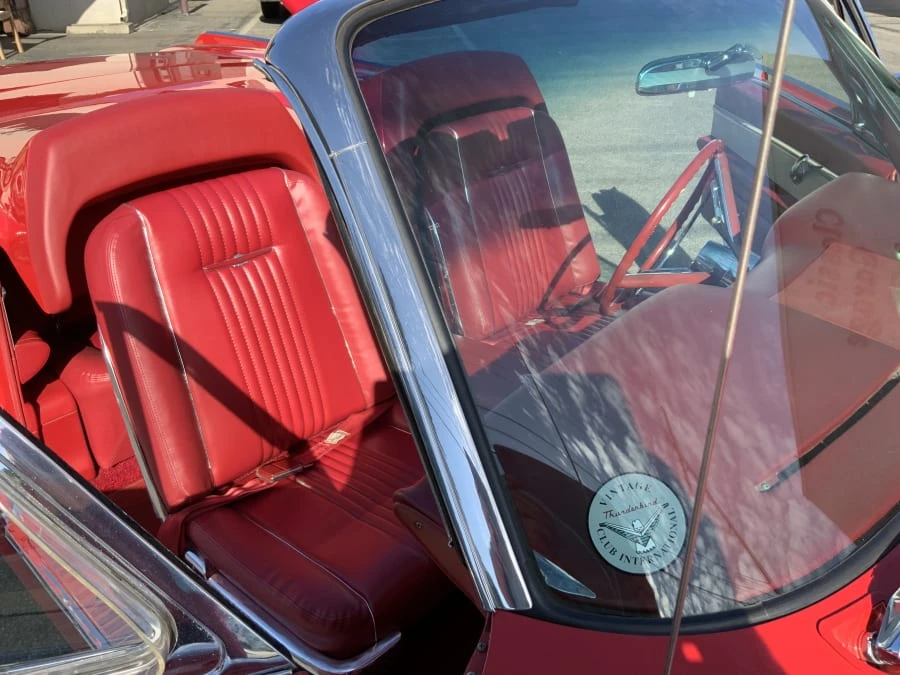 1963 Ford Thunderbird 3rd Gen - Image 28 of 31