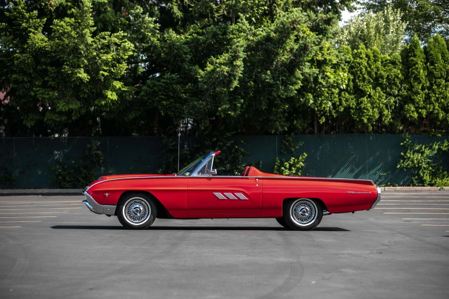1963 Ford Thunderbird 3rd Gen - Image 9 of 31
