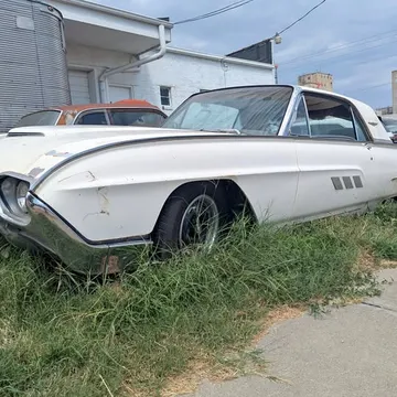 1963 Ford Thunderbird