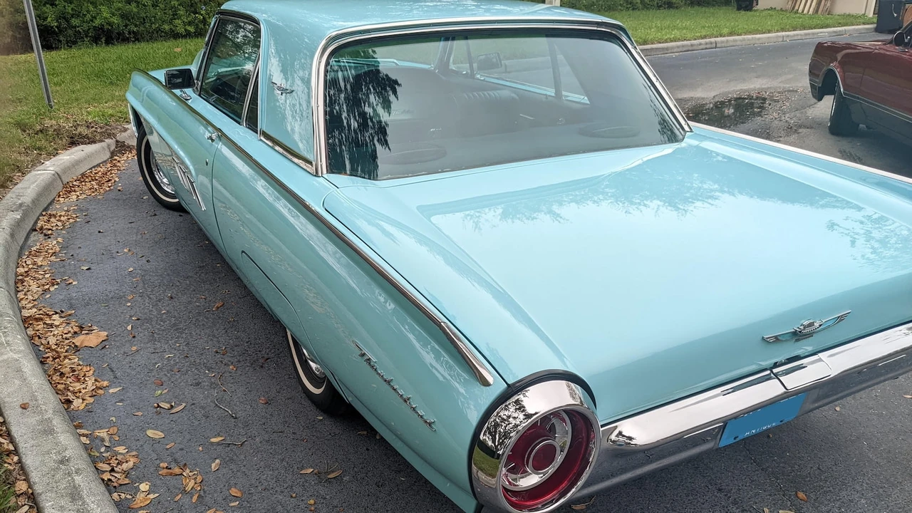 1963 Ford Thunderbird 3rd Gen - Image 3 of 12