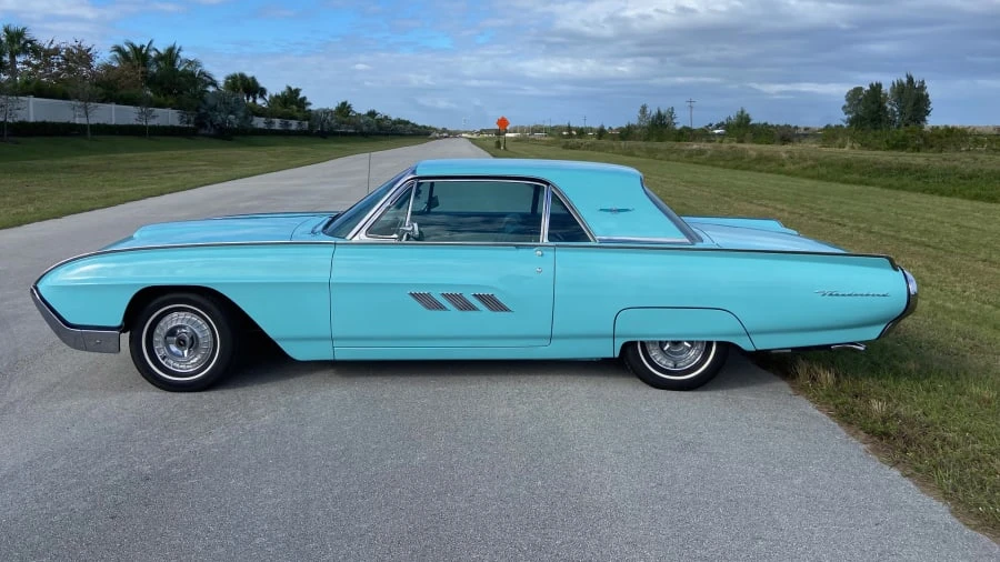 1963 Ford Thunderbird 3rd Gen - Image 2 of 22